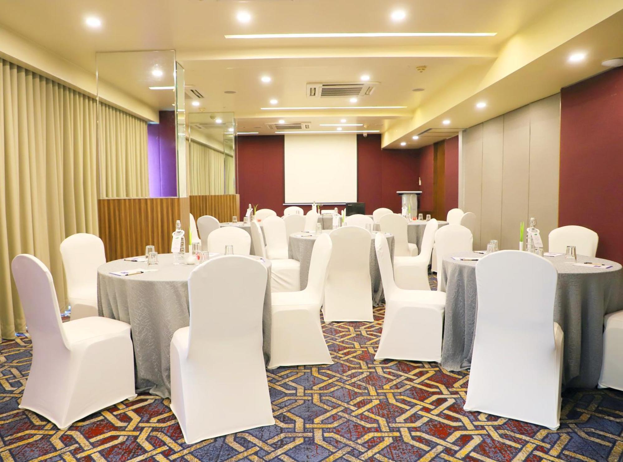 Marasa Sarovar Portico -Rajkot Esterno foto